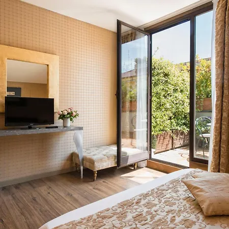 Atlante Garden Szálloda 4*
